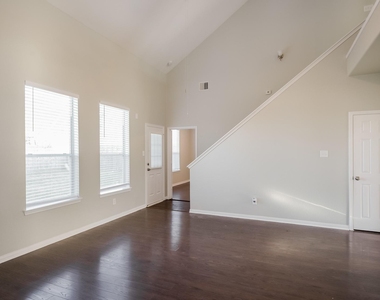 3806 Teal Maple Court - Photo Thumbnail 1