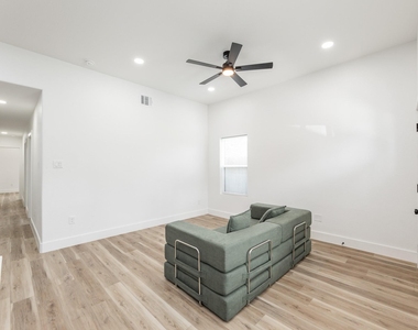 9727 Stedman Street - Photo Thumbnail 14