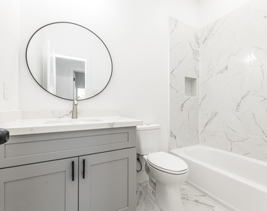 9727 Stedman Street - Photo Thumbnail 6