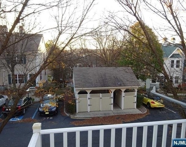 2388 Quill - Photo Thumbnail 15