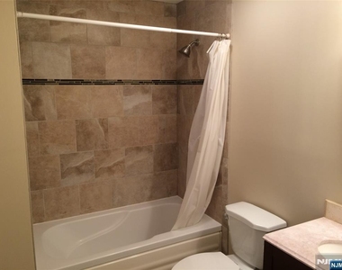 2388 Quill - Photo Thumbnail 13