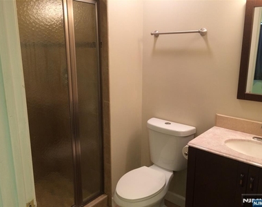 2388 Quill - Photo Thumbnail 11