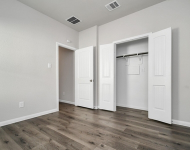 24807 Bastiani Canvas Lane - Photo Thumbnail 32