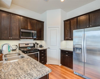 738 Link Road - Photo Thumbnail 3