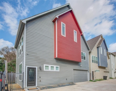 738 Link Road - Photo Thumbnail 1