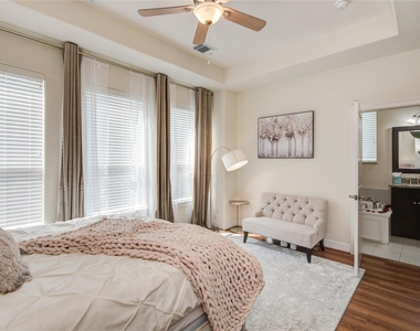 738 Link Road - Photo Thumbnail 7