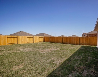 5210 Becker Hills Lane - Photo Thumbnail 28
