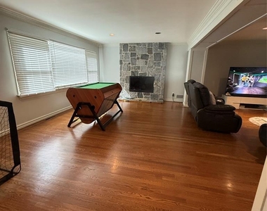 730 Floyd - Photo Thumbnail 2