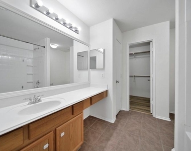 2811 Copeland Mill Lane - Photo Thumbnail 17