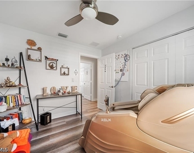 1638 Triangle Palm Terrace - Photo Thumbnail 8