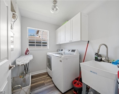 1638 Triangle Palm Terrace - Photo Thumbnail 11