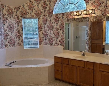 21718 Bay Palms Drive - Photo Thumbnail 16