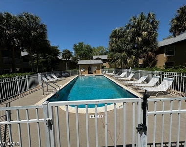 9570 Crescent Garden Drive - Photo Thumbnail 1