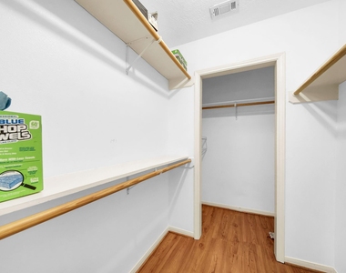 303 Shawnee Drive - Photo Thumbnail 9