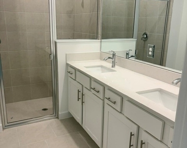 4758 Espiritu Way - Photo Thumbnail 15