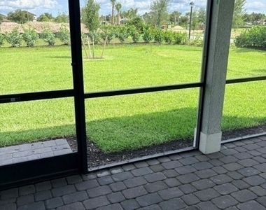 4758 Espiritu Way - Photo Thumbnail 20