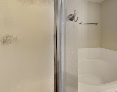 16960 Wren Hill Street - Photo Thumbnail 8