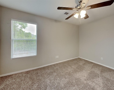 16960 Wren Hill Street - Photo Thumbnail 12