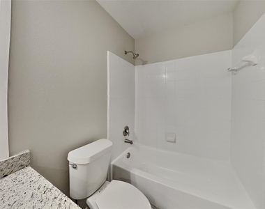 16960 Wren Hill Street - Photo Thumbnail 15