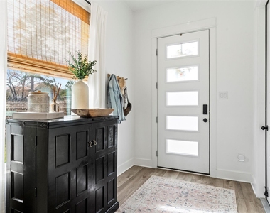5202 Pinemont Creek Lane - Photo Thumbnail 21