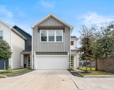 5202 Pinemont Creek Lane - Photo Thumbnail 1