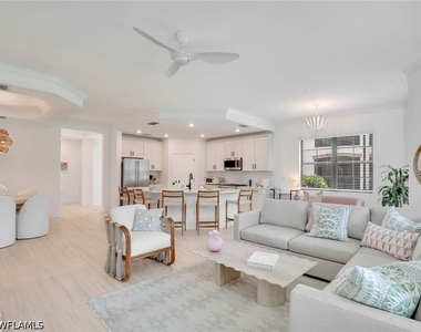 16356 Viansa Way - Photo Thumbnail 15