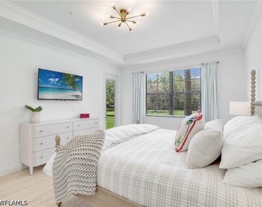 16356 Viansa Way - Photo Thumbnail 33