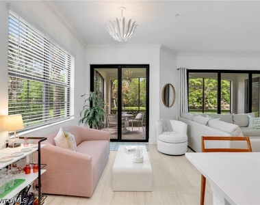 16356 Viansa Way - Photo Thumbnail 13