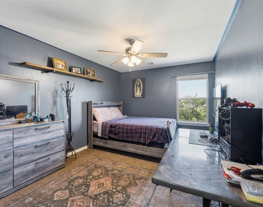 27146 Harvest Pointe Lane - Photo Thumbnail 18