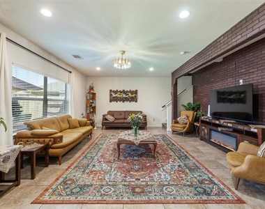 27146 Harvest Pointe Lane - Photo Thumbnail 3