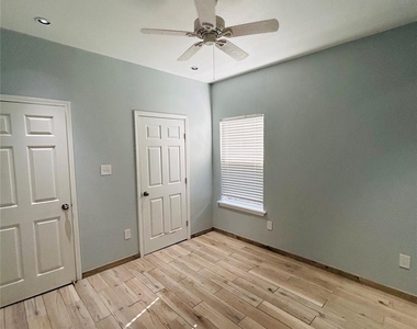 1735 Briarbrook - Photo Thumbnail 11