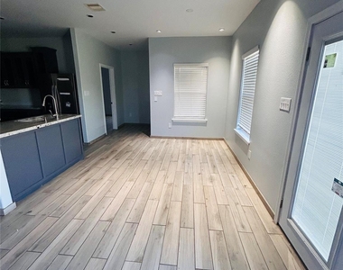 1735 Briarbrook - Photo Thumbnail 4