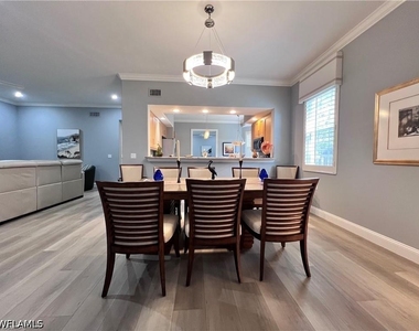 817 Regency Reserve Circle - Photo Thumbnail 3