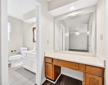 11103 Bellerive Drive - Photo Thumbnail 19