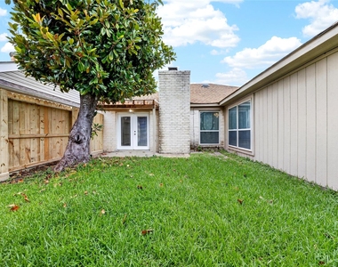 11103 Bellerive Drive - Photo Thumbnail 33