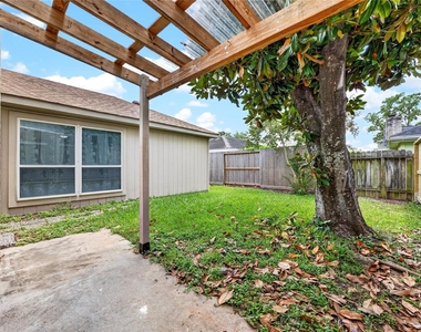 11103 Bellerive Drive - Photo Thumbnail 30