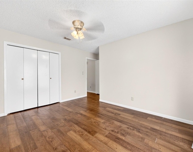 11103 Bellerive Drive - Photo Thumbnail 25