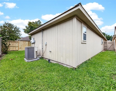 11103 Bellerive Drive - Photo Thumbnail 32