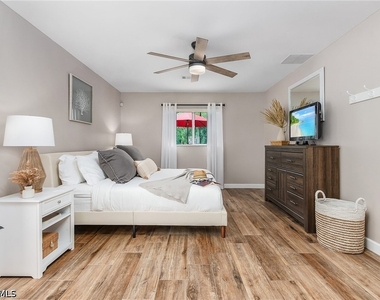 2326 Sw 27th Street - Photo Thumbnail 11