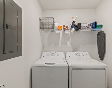 43020 Greenway Boulevard - Photo Thumbnail 11