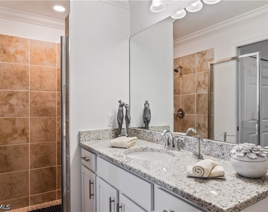 43020 Greenway Boulevard - Photo Thumbnail 10
