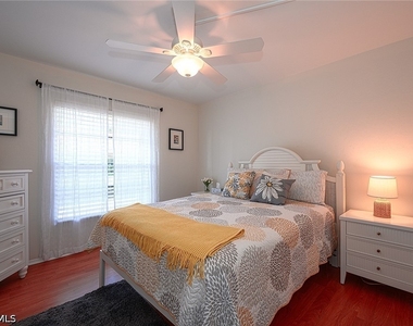 135 Cypress Way E - Photo Thumbnail 25