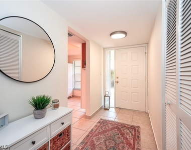 135 Cypress Way E - Photo Thumbnail 9