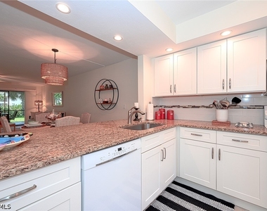 135 Cypress Way E - Photo Thumbnail 12