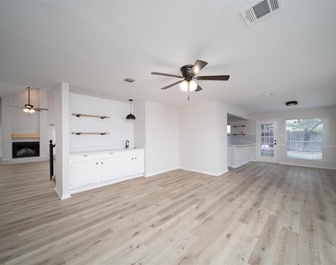 3338 Oak Branch Lane - Photo Thumbnail 6
