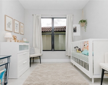 5688 Cassidy Lane - Photo Thumbnail 10