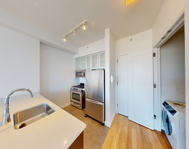 808 Columbus Ave - Photo Thumbnail 2