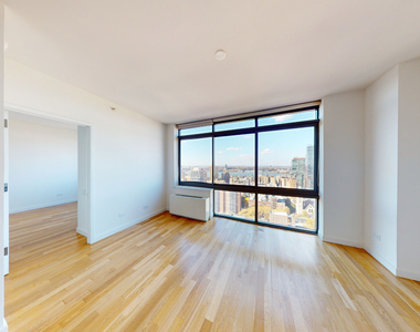 808 Columbus Ave - Photo Thumbnail 4