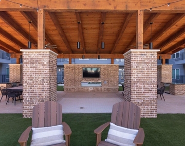 11111 Nexus Avenue - Photo Thumbnail 19