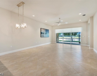 28496 Burano Drive - Photo Thumbnail 5